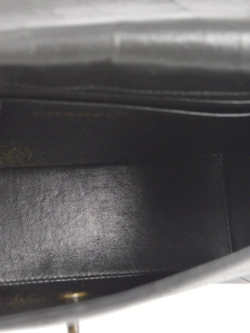 Chanel Black Calfskin Shoulder Bag - Picture 8 of 9